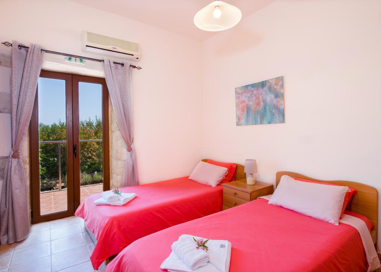 Stalós Villa Kourouni מראה חיצוני תמונה