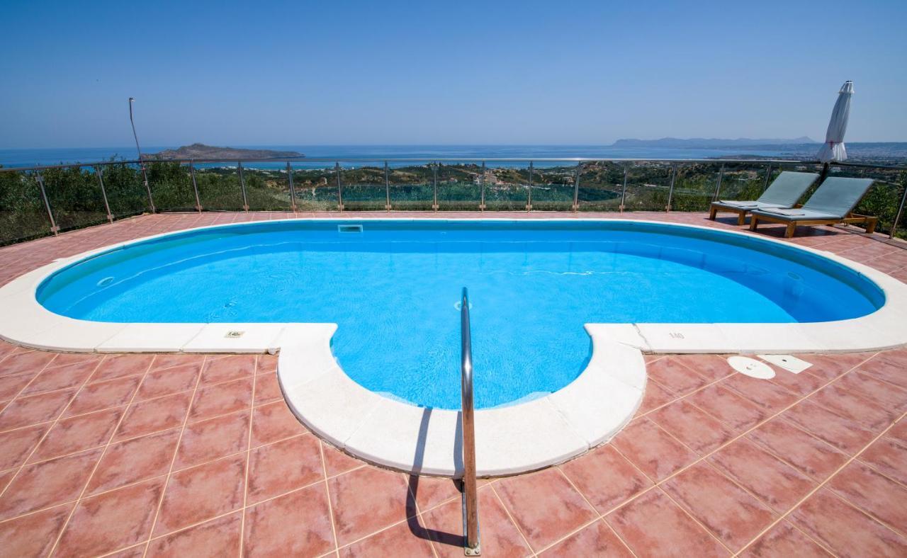 Stalós Villa Kourouni מראה חיצוני תמונה